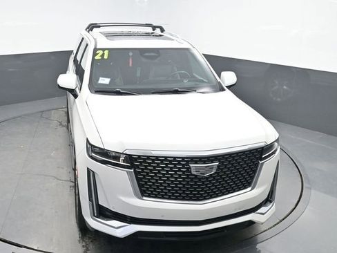 Used 2021 Cadillac Escalade Premium Luxury image 31
