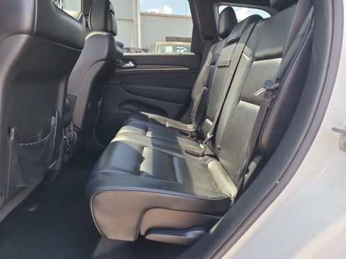 Used 2019 Jeep Grand Cherokee High Altitude AWD/4WD image 11