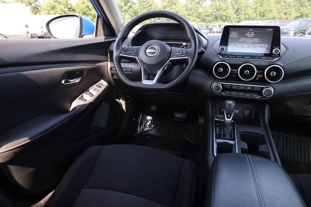 Used 2024 Nissan Sentra SV FWD image 22