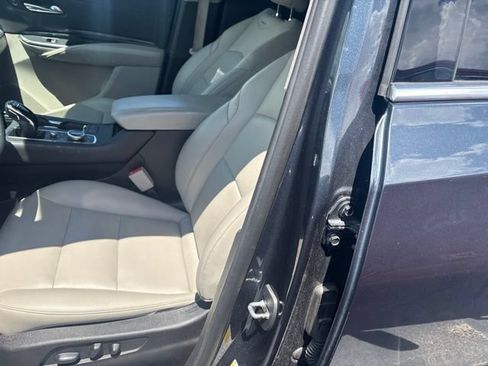 Used 2021 Cadillac XT4 Luxury FWD image 9
