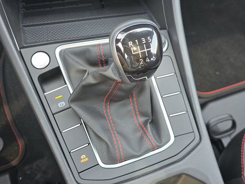 New 2026 Volkswagen Jetta GLI Autobahn FWD image 11