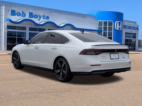 Certified 2023 Honda Accord Sport image 3