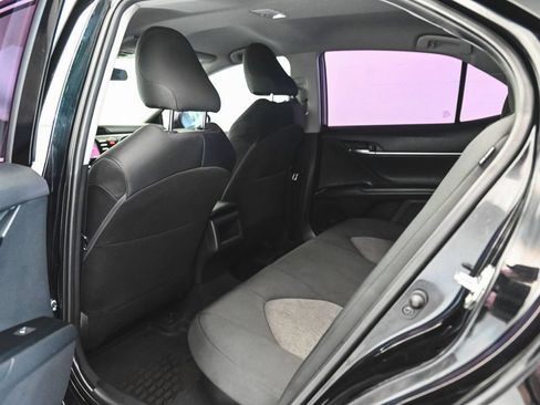 Used 2020 Toyota Camry LE FWD image 29