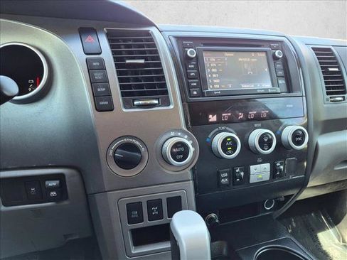 Used 2017 Toyota Sequoia Limited w/ Safety & Convenience Package AWD/4WD image 12