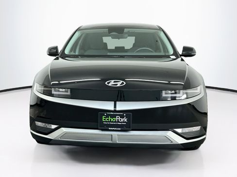 Used 2024 Hyundai Ioniq 5 SE AWD/4WD image 2