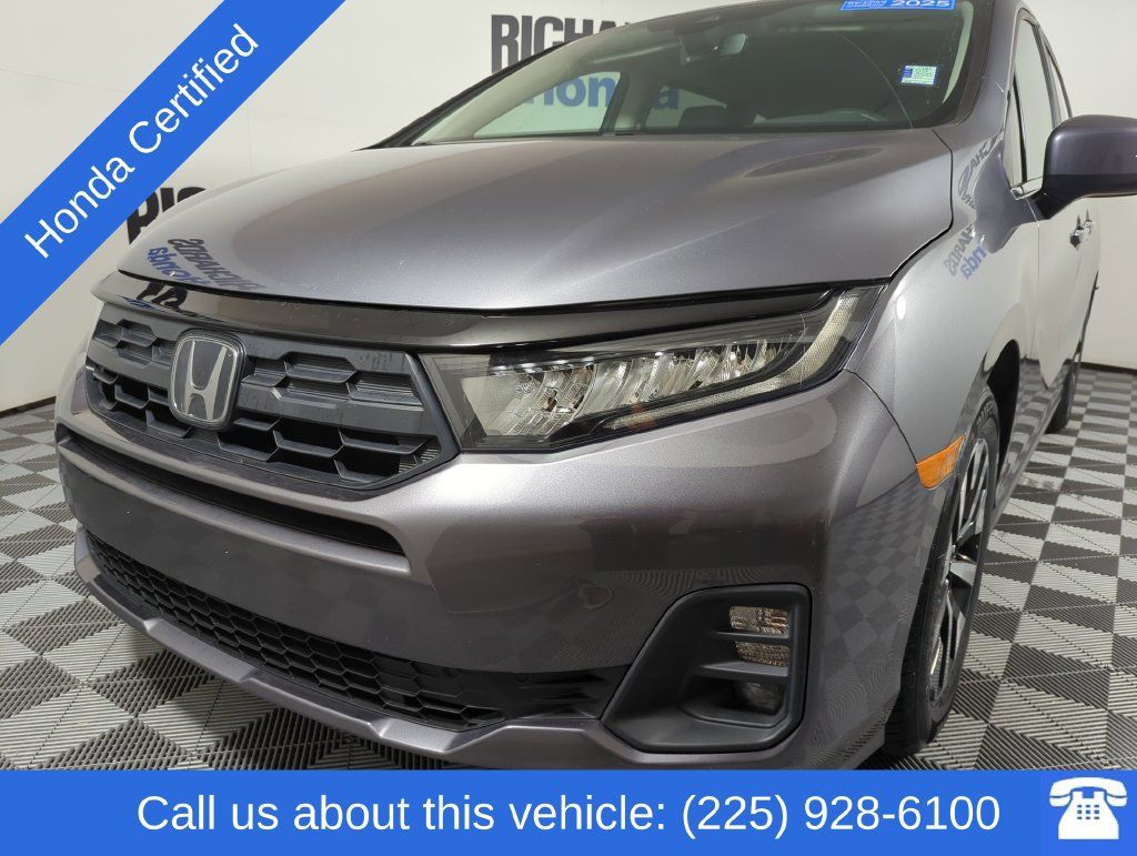 Certified 2025 Honda Odyssey EX-L 360° Tour