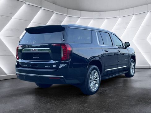 Used 2024 GMC Yukon XL SLT w/ SLT Luxury Package AWD/4WD image 6