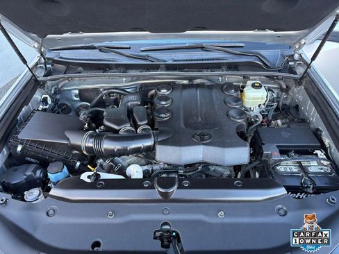 Used 2017 Toyota 4Runner SR5 Premium image 28