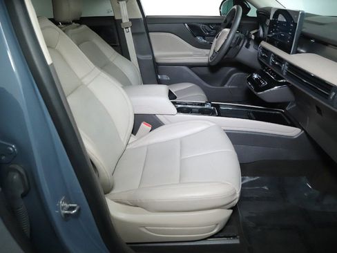 Certified 2023 Lincoln Corsair Standard w/ Equipment Group 101A image 35