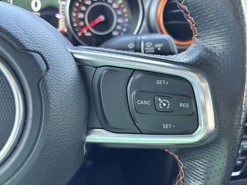 Used 2021 Jeep Gladiator Mojave AWD/4WD image 28