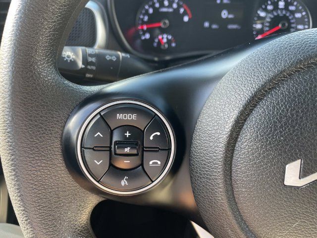 Used 2022 Kia Soul LX FWD image 34