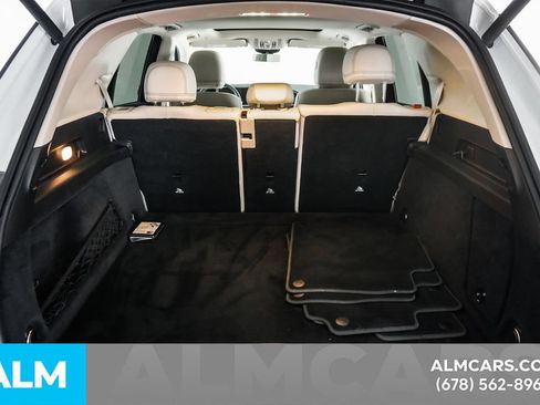 Used 2021 Mercedes-Benz GLE 350 w/ Premium Package image 21