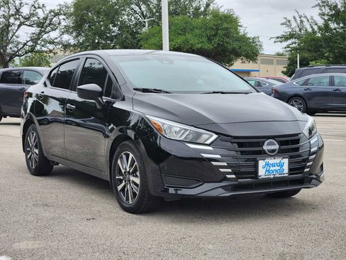 Used 2024 Nissan Versa S w/ S Plus Package FWD image 3