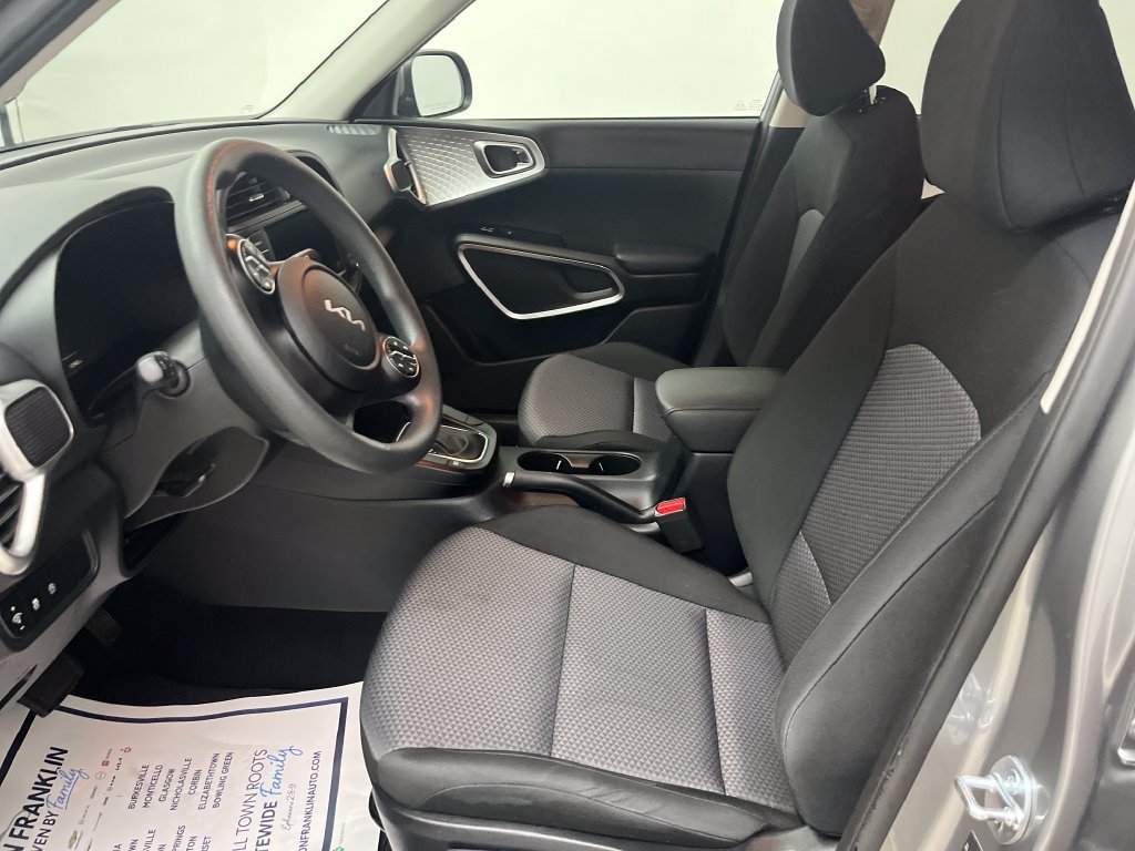 Certified 2025 Kia Soul LX FWD image 12