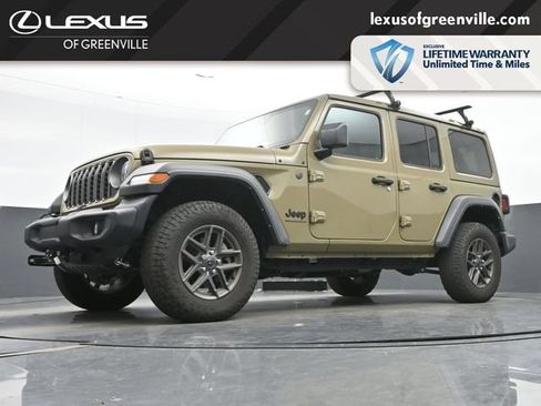 Used 2025 Jeep Wrangler Unlimited Sport AWD/4WD image 40