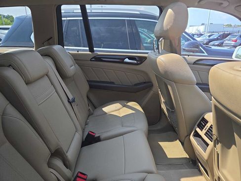 Used 2016 Mercedes-Benz GL 450 4MATIC image 8