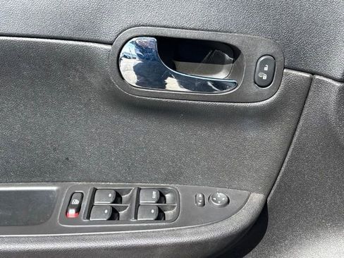 Used 2010 Chevrolet Malibu LT w/ Power Convenience Package image 11