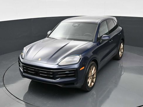 New 2026 Porsche Cayenne image 33