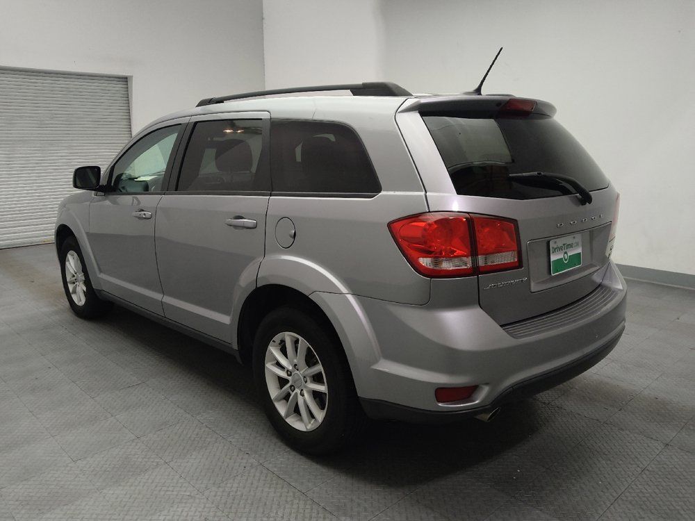 Used 2017 Dodge Journey SXT w/ Comfort/Convenience Group FWD image 5