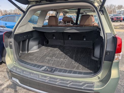 Used 2021 Subaru Forester Touring w/ Popular Package #2 image 37