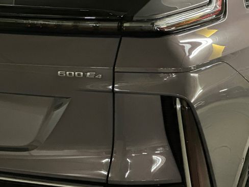 Used 2025 Cadillac Lyriq Luxury AWD/4WD image 26
