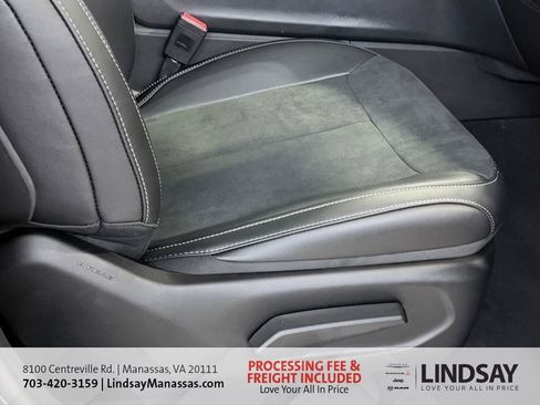 New 2025 Jeep Grand Cherokee Altitude AWD/4WD image 11