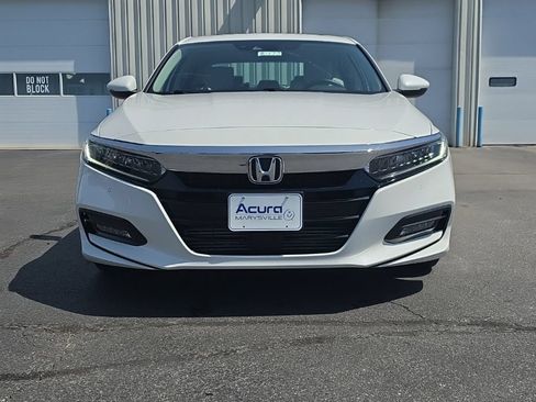 Used 2019 Honda Accord Touring image 2