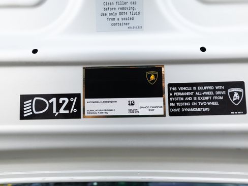 Used 2020 Lamborghini Aventador SVJ AWD/4WD image 97