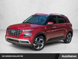 Used 2024 Hyundai Venue SEL FWD video 1