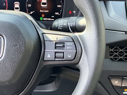 Used 2025 Honda Accord SE image 22