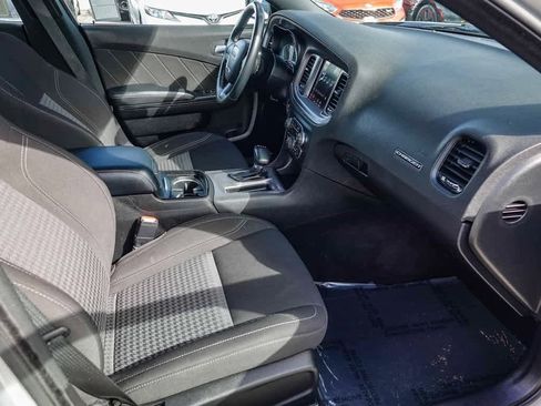 Used 2023 Dodge Charger SXT w/ Blacktop Package image 15