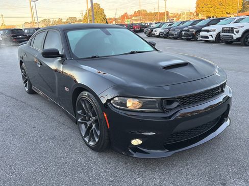 Used 2022 Dodge Charger Scat Pack image 4