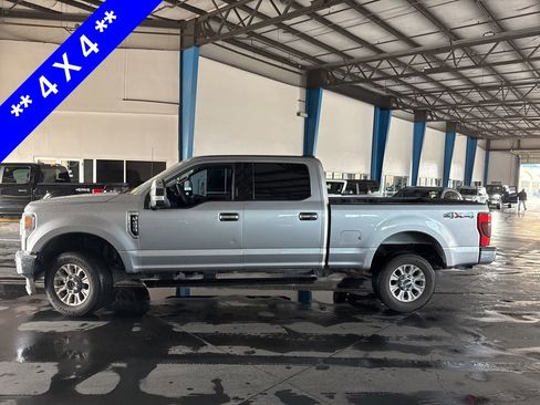 Used 2022 Ford F250 XLT w/ XLT Value Package image 3