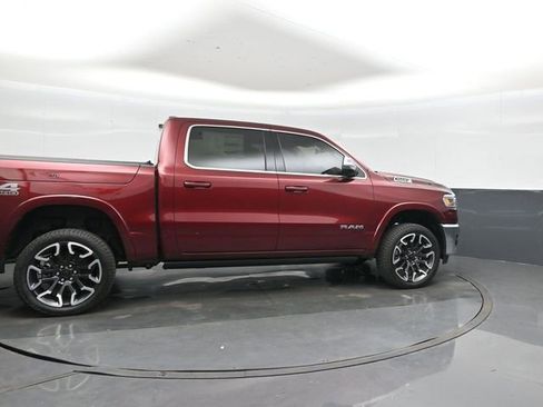 Used 2025 RAM 1500 Limited AWD/4WD image 7
