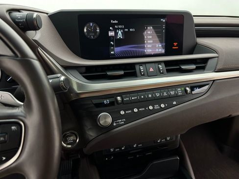 Used 2021 Lexus ES 350 w/ Premium Package image 19