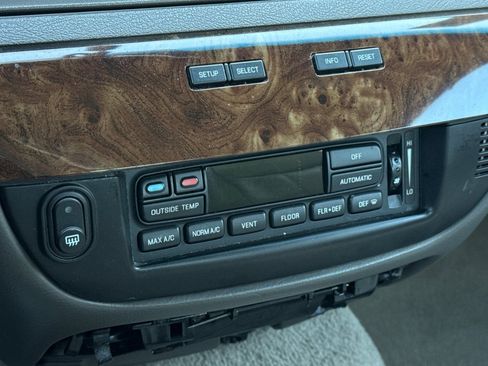 Used 2011 Mercury Grand Marquis LS RWD image 19