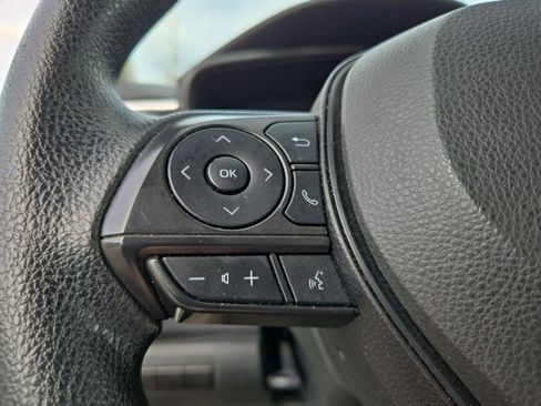 Used 2023 Toyota Corolla LE image 29