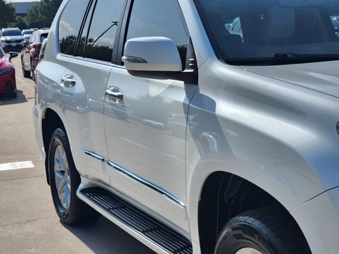 Used 2019 Lexus GX 460 Premium AWD/4WD image 8