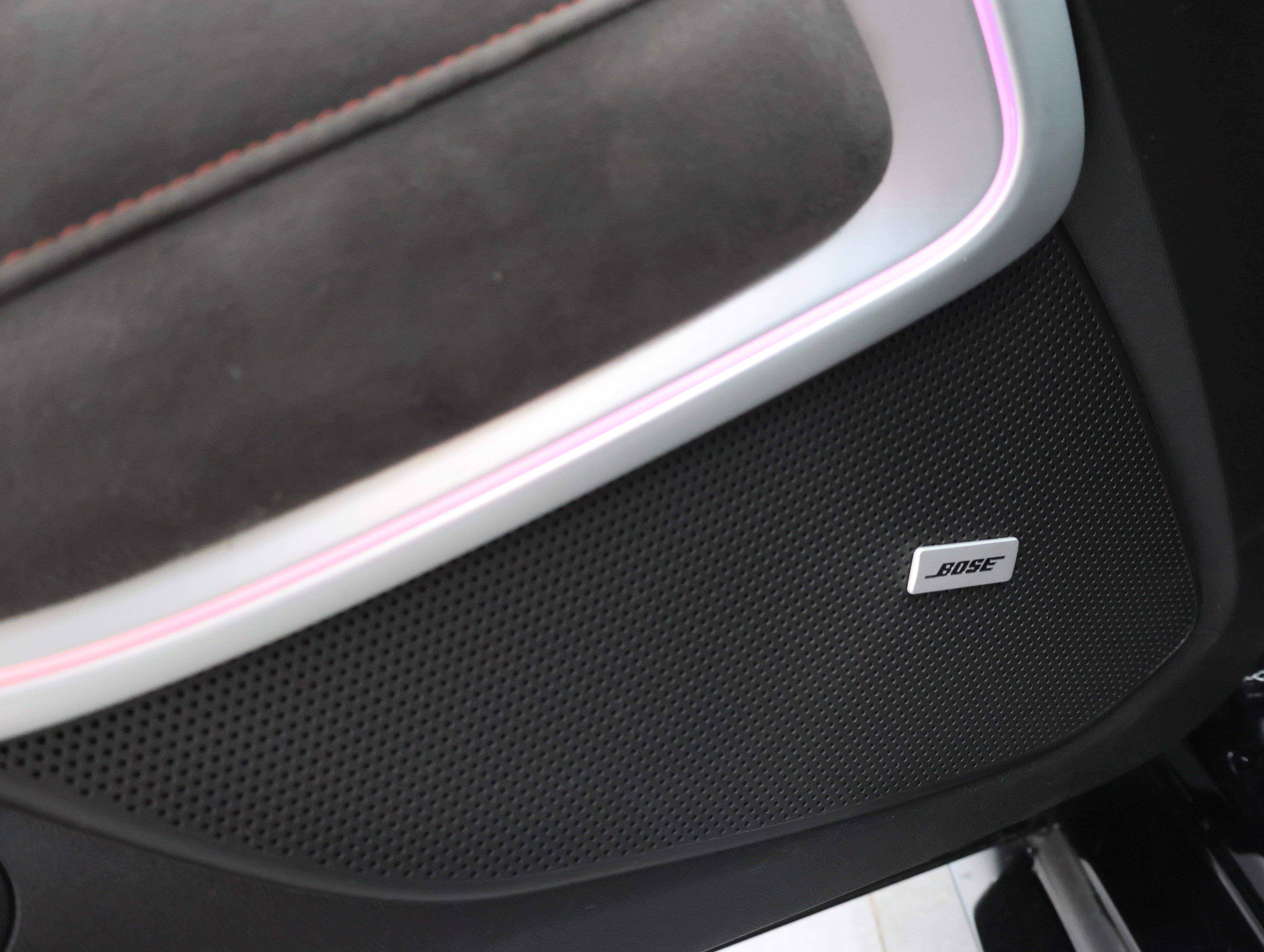 Used 2019 Chevrolet Camaro ZL1 RWD image 38