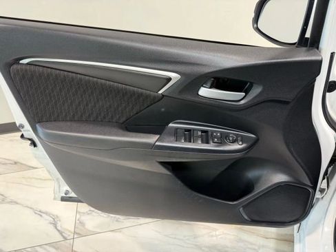 Used 2020 Honda Fit EX image 18