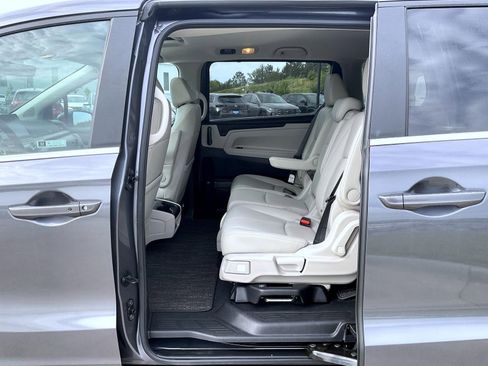 Used 2025 Honda Odyssey EX-L image 18