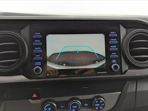 Used 2021 Toyota Tacoma SR RWD image 19