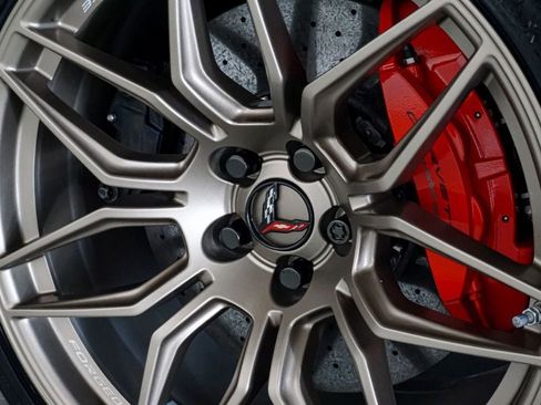 Used 2024 Chevrolet Corvette Z06 w/ Z07 Performance Package RWD image 52