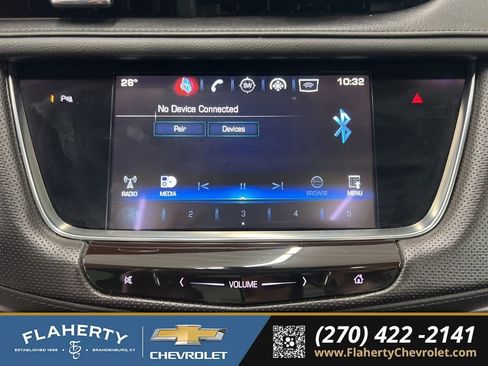 Used 2017 Cadillac XT5 Luxury image 31
