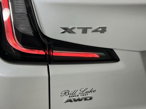 Used 2024 Cadillac XT4 Sport image 11