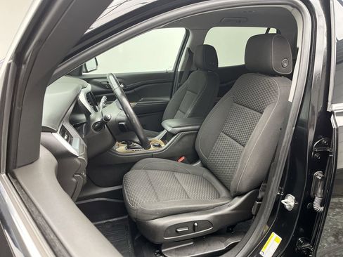 Used 2019 GMC Acadia SLE w/ Driver Alert Package I image 8