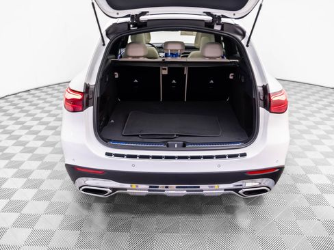 New 2026 Mercedes-Benz GLC 300 4MATIC image 32