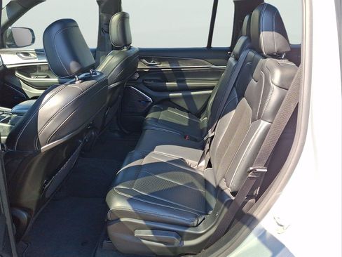 Used 2021 Jeep Grand Cherokee L Overland AWD/4WD image 10