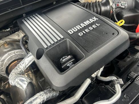 Used 2022 Chevrolet Silverado 1500 LT Trail Boss w/ LT Trail Boss Premium Package AWD/4WD image 30