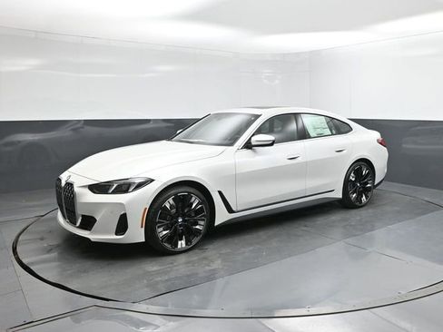 New 2026 BMW 430i w/ Parking Assistance Package image 1